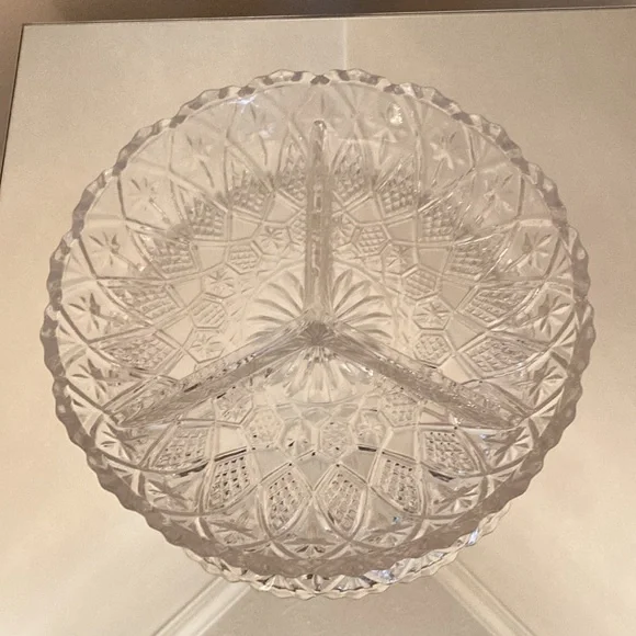 Vintage 8” Round 3 Divided Sections Glass Dish - Picture 2 of 7